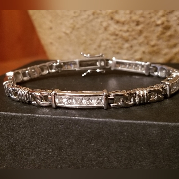 Vintage Silpada Sterling Silver & Zirconia Bracelet